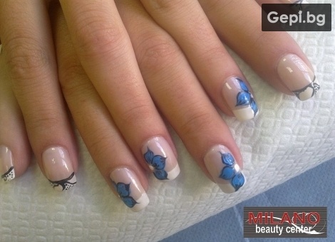ЕЛЕГАНТНА И КРАСИВА СЪС СТИЛЕН ФРЕНСКИ МАНИКЮР САМО ЗА 5.99 ЛВ.
